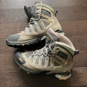 Asolo Shelter GTX Gore-Tex Women’s Hiking Boots Size 8.5
